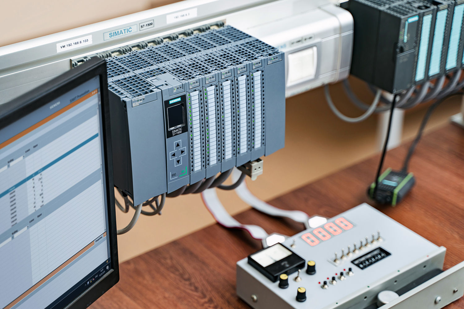 Программирование ПЛК Siemens Simatic S7-1500 в TIA Portal – базовый курс Очное